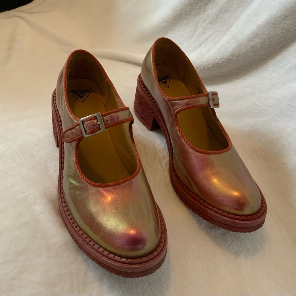 John Fluevog Lazy bone iridescent pink orange brown copper metallic